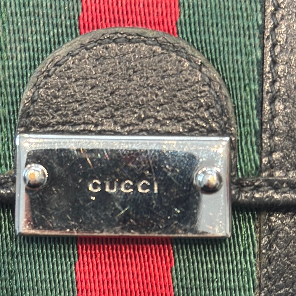 Gucci Black Wallet with Red and Green Stripe - Picture 8 of 8